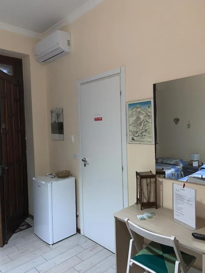 L'Agrifoglio Dell'Etna Bed & Breakfast Trecastagni Italy