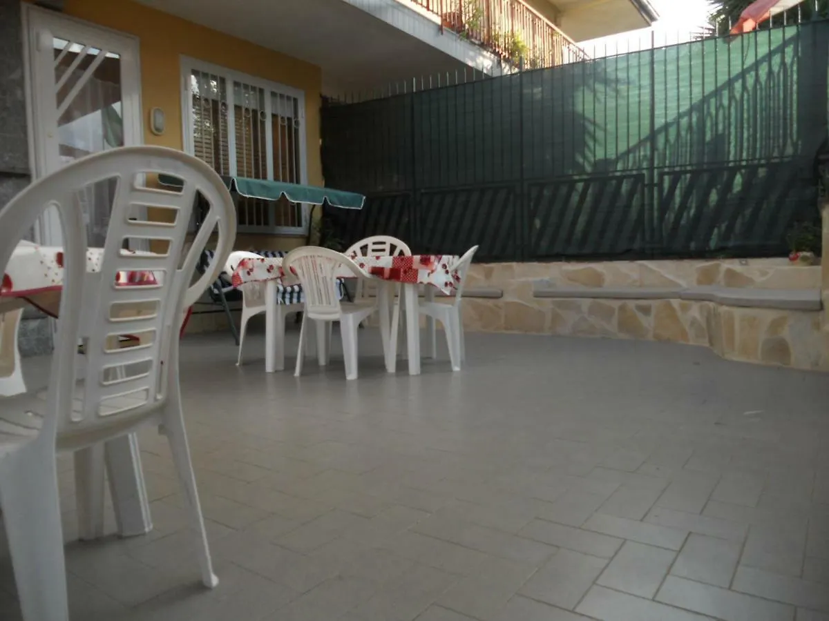 L'Agrifoglio Dell'Etna Bed & Breakfast Trecastagni Italy